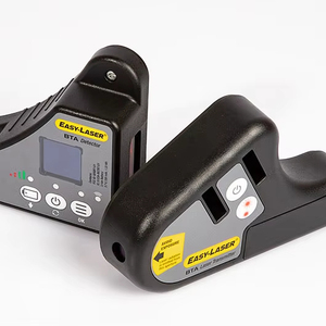 Mesureur d'alignement laser pour courroies XT190 BAT, outil numérique sans fil pour aligner les poulies/machines à courroie XT190 - Product Image 1