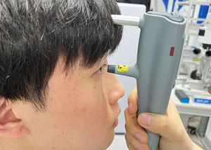 Tonometer Rebound Portabel Tangan Goldman Otomatis untuk Oftalmologi dan Kedokteran Hewan - Product Image 5
