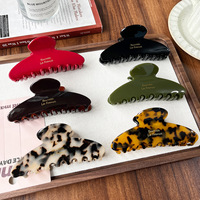 Pince à cheveux en forme d'anneau géométrique de style français, faite à la main en acétate, fabriquée à Yiwu, pour un look d'humeur, pince requin vintage pour chignon ou coiffure relevée