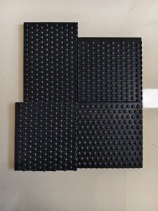 Tapis de sol antidérapant en caoutchouc pour bétail, résistant à l'usure, pour écurie de chevaux, longueur personnalisée - Product Image 2