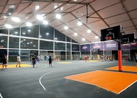 Tente de réception événementielle temporaire de grande taille, imperméable, en aluminium 6061, ignifuge, pour le basketball, le sport équestre, etc.