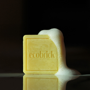 Jabón Facial Sólido Vegano Orgánico Natural Eco Bick de BSTN, Limpiador Facial Orgánico Ecológico y Libre de Crueldad Animal - Product Image 2