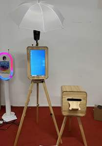 Cabina <span class=keywords><strong>de</strong></span> Fotos con Espejo Mágico <span class=keywords><strong>de</strong></span> Madera <span class=keywords><strong>de</strong></span> Doble Cara, Compatible con iPad Magic Mirror Plus <span class=keywords><strong>de</strong></span> 18.5 Pulgadas - Product Image 2