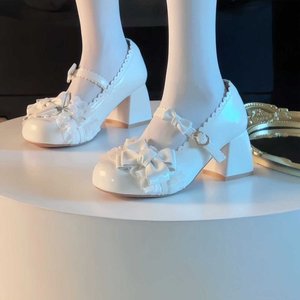 Sweet Lace Trim Mid-Heel Leather Shoes for Women Cute Spring Leather <b>Flats</b> Comfortable & Non-Slip - Product Image 4