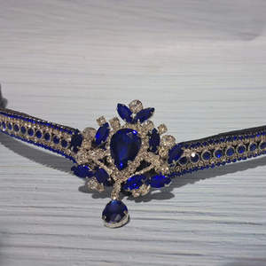 Bandeau de sourcil en cristal brillant en forme de V pour chevaux, accessoire de bride équestre en cuir de haute qualité, vente en gros OEM, fabricant indien - Product Image 3