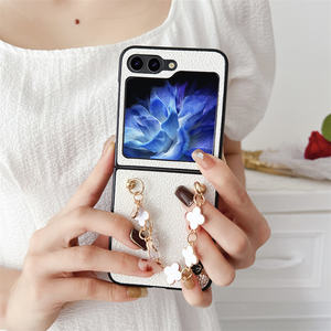 Étui pour téléphone portable Samsung <span class=keywords><strong>Galaxy</strong></span> <span class=keywords><strong>Z</strong></span> <span class=keywords><strong>Flip</strong></span> 5 4 <span class=keywords><strong>3</strong></span>, écran pliable, <span class=keywords><strong>coque</strong></span> de protection colorée à paillettes et fleurs avec chaîne - Product Image 6