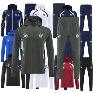 Chaqueta de fútbol de manga larga para hombre con capucha Chaqueta de entrenamiento de fútbol Chaqueta de fútbol con cremallera completa Calidad de Tailandia - Product Image 1