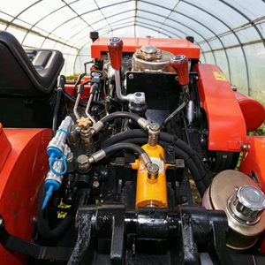 Tracteur agricole compact Baodong 30HP 4WD avec cabine pour travaux en ferme, jardin, verger et champ - Product Image 3
