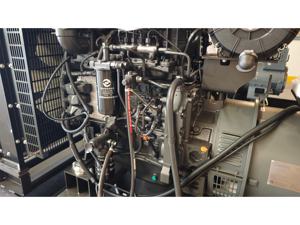 Generador Estable Sin Toldo de 40kW, Eficiente en Consumo de Combustible, para Logística, Almacenes, Refrigeración, Respaldo Eléctrico de Corta Duración - Product Image 3