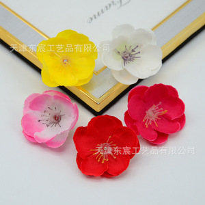 Flores de ciruelo simuladas de Dongchen Crafts, mini cabezas de flores de seda para decoraciones de boda DIY, decoración del hogar, coronas y pulseras. - Product Image 3