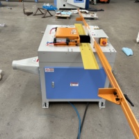 Scie circulaire numérique horizontale automatique à encoche unique pour la fabrication de palettes en bois, avec une largeur de traitement maximale de 230 mm et un moteur