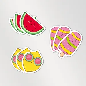 Atacado Personalizado Bonito Dos Desenhos Animados Autoadesivo Em Forma De Fruta Imagem Adesivo PVC Vinil UV Impressão Die Cut Label