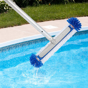 <span class=keywords><strong>Brosse</strong></span> de <span class=keywords><strong>piscine</strong></span> en aluminium BN, robuste, en métal, 18 pouces, tête de <span class=keywords><strong>brosse</strong></span> de <span class=keywords><strong>piscine</strong></span>, brosses d'<span class=keywords><strong>angle</strong></span> pour le nettoyage des murs de <span class=keywords><strong>piscine</strong></span>, courbées - Product Image 1