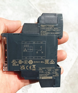 Relé de Control de Detección de Secuencia de Fases y Falta de Fase/Sobretensión/Baja Tensión PLC RM17TE00 Importado en Stock - Product Image 1