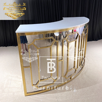 Comptoir de bar mobile rectangulaire moderne en acier inoxydable pour événements hôteliers et salons