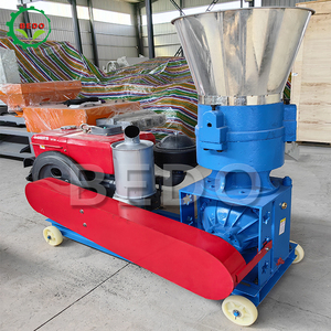 Machine à granulés d'alimentation animale à moteur diesel Machine <span class=keywords><strong>de</strong></span> granulation agricole Machine à granulés d'herbe fourragère - Product Image 1