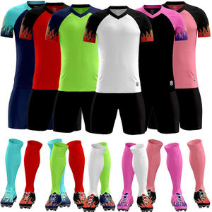 طقم قميص كرة قدم جديد مخصص للرجال البالغين، 100% بوليستر، ياقة عالية، ملابس رياضية لتدريب فرق كرة القدم - Product Image 1