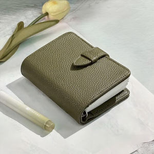 Agenda in Pelle M5 Stile Vintage con Fogli Mobili, Pianificatore Giornaliero, Pagine Personalizzabili, 40 Fogli di Carta Offset per Affari - Product Image 1