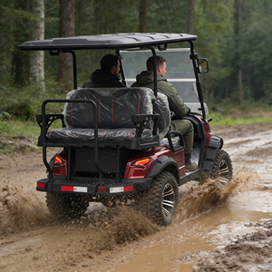 Voiture électrique 4 places légère inspirée des motos tout-terrain avec des pneus à haute garde au sol pour les aventures en plein air - Product Image 1