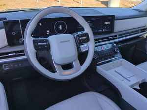 Usado Clean 2024 Hyun-dai Santa Fe Caligrafía Intercooled Turbo V4 2.5L AWD - Product Image 4