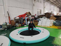 Isla flotante inflable de agua Muelle marino Barco flotante de agua Gran balsa inflable autoinflable