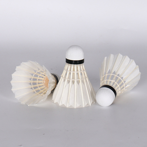 <span class=keywords><strong>Badminton</strong></span> raddrizzare <span class=keywords><strong>la</strong></span> piuma d'oca curva <span class=keywords><strong>Badminton</strong></span> volano OEM - Product Image 6