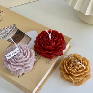 Velas Cónicas Premium con Flores, Decoración para el Hogar al por Mayor, Multicolores, Personalizadas, Regalos para Navidad, Bodas y Cumpleaños - Product Image 1