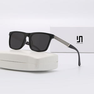 Lunettes de soleil polarisées tendance pour hommes, monture noire, verres TAC, protection UV400, type 3, pare-soleil, monture en plastique et métal, nouveau modèle 2025 - Product Image 4