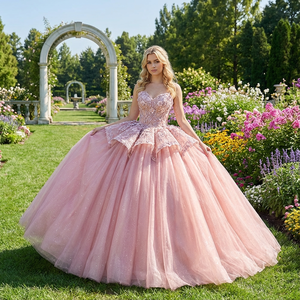 Vestido de Quinceañera Moderno con Lentejuelas y Encaje, Color Rosa, con Apliques Naturales, Ilusión de Cristal y Pliegues, Modelo Dy6942 - Product Image 1