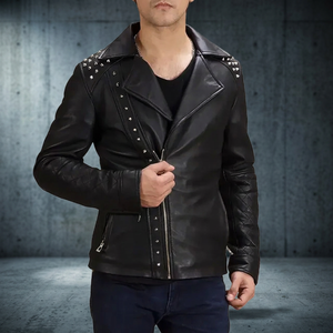 Blouson de motard en cuir PU noir clouté pour homme, design réversible de luxe, fermeture éclair, finition soignée - Product Image 3