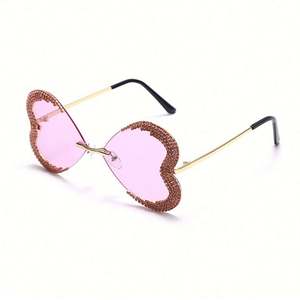 Gafas de Sol de Lujo Únicas 2022 con Montura de Diamantes Brillantes en Forma de Corazón, Gafas de Sol de Cristal con Forma de Mariposa para Mujer - Product Image 3