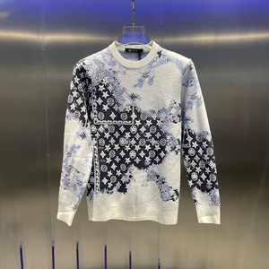 Sudadera de cuello redondo para hombre Louis Vuitton con estampado abstracto tie-dye y monograma de estrellas, de lujo, de manga larga. - Product Image 1