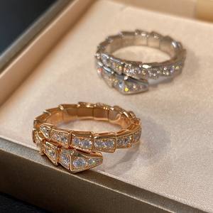 आधुनिक तांबे का रंग सांप की अंगूठी चमकदार क्यूबिक जिरकोनिया चांदी की प्लेटेड धातु सांप हड्डी की अंगूठी समायोज्य - Product Image 1