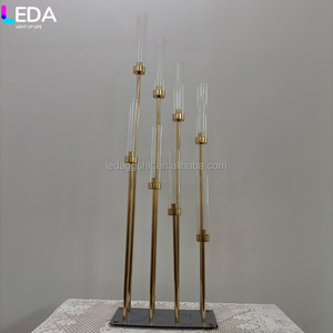 งานเลี้ยงเปิดตัวสินค้าใหม่ LEDA โต๊ะตกแต่งสีทอง เชิงเทียนโลหะ 8 หัว สำหรับงานแต่งงาน - Product Image 3