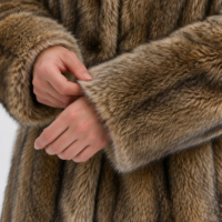 Manteau long en fausse fourrure personnalisé pour femme, marron multicolore, col à revers, chaud et duveteux, pour l'hiver, vente en gros OEM ODM