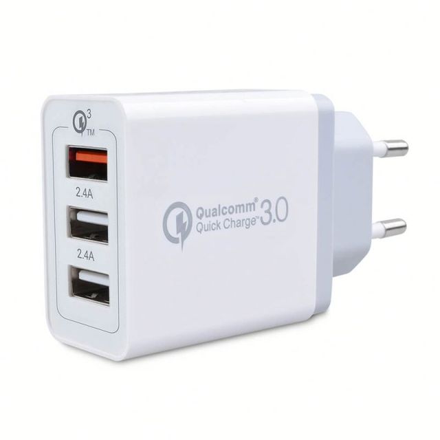 New Factory Price 18W QC 3.0 PC Fireproof Material Wall Charger 3 USB Port Fast Charging Multi-Cable Compatibility UK EU Plug