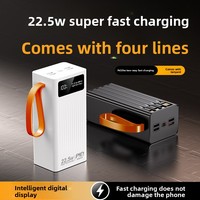 Batterie externe haute capacité 50 000 mAh polymère lithium-ion à charge ultra-rapide avec affichage numérique, câble intégré et ports multiples