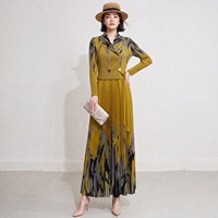 Robes pour femmes à prix de gros direct usine – Robe plissée ample taille haute décontractée style Miyake pour l'automne