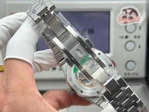 Mouvement mécanique de qualité supérieure, design luxueux, bracelet en acier inoxydable de marque, montre automatique élégante et professionnelle. - Product Image 6