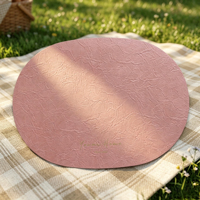 Ovale placemat van kunstleer, waterdicht, antislip en hittebestendig, geschikt voor bruiloften, restaurants, eetkamers, kantoren, hotels.