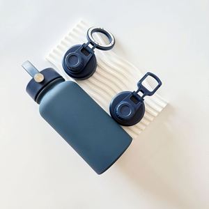 Jarra de Agua Personalizada de 22oz, 32oz, 40oz, Botella de Vacío de Acero Inoxidable 304 de Gran Capacidad con 3 Tapas para Artículos Promocionales Corporativos - Product Image 4