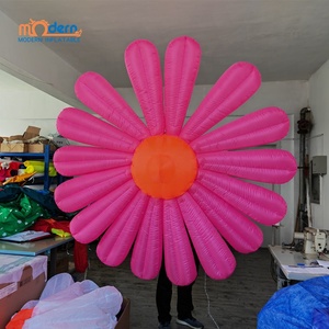 Fleur de marguerite gonflable décorative d'éclairage coloré pour <span class=keywords><strong>Alice</strong></span> <span class=keywords><strong>au</strong></span> <span class=keywords><strong>pays</strong></span> <span class=keywords><strong>des</strong></span> <span class=keywords><strong>merveilles</strong></span> - Product Image 4