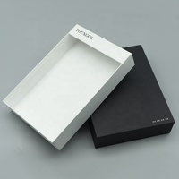 Emballage personnalisé de luxe pour t-shirts, vêtements, cadeaux, papier artistique, dossiers recyclables, design d'emballage