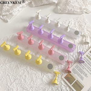 Nueva resina de color gelatina Base larga Pantalla de uñas cristal diamante estante de exhibición de uñas soporte de práctica de uñas - Product Image 5