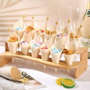 Support de support de cônes à 12 trous présentoir de cône de crème glacée en bambou avec 100 cônes de bois jetables 100 cure-dents fantaisie pour la fête - Product Image 4