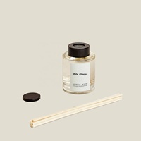 Bouteille en verre de parfum de maison de luxe Diffuseur de bâton de roseau en verre de cristal naturel, Paquet de diffuseurs d'huiles essentielles d'aromathérapie