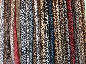 <span class=keywords><strong>Cuir</strong></span> de vache véritable imprimé léopard sur mesure LWG China Tannery pour chaussures et sacs - Product Image 6