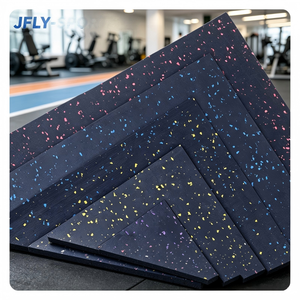 Losetas de Goma Antideslizantes para Gimnasio, Resistentes a la Abrasión Causada por el Movimiento de Equipos de Fitness y Bases Metálicas en la Superficie - Product Image 1