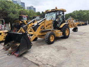 รถตักดินแบคโฮ420F เตอร์โหลดเดอร์ใหม่เกือบมือสอง420f สำหรับแมวสภาพดี - Product Image 2