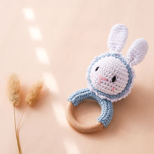 RTS doux infantile divertissement lapin <span class=keywords><strong>hochet</strong></span> Crochet dentelle <span class=keywords><strong>bois</strong></span> jouet pour dentition bébé hochets - Product Image 1